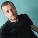 Виктор, 33 года