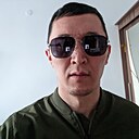 Амир, 33 года