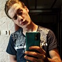 Максим, 23 года