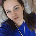 Софа, 24 года