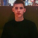 Максим, 21 год