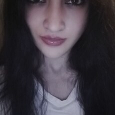 Фотография девушки Брюнетка, 19 лет из г. Тячев