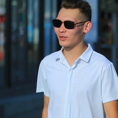 Фотография мужчины Алмаз, 21 год из г. Семей