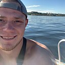 Антон, 22 года