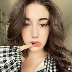 Фотография девушки Аделина, 18 лет из г. Краснодар