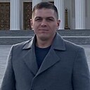 Виктор, 33 года