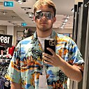 Михаил, 18 лет