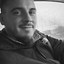 Роман, 33 года