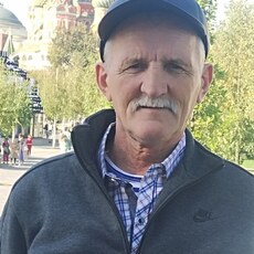 Фотография мужчины Валерий, 63 года из г. Бийск