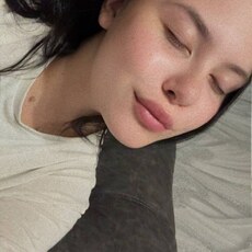 Фотография девушки Полина, 19 лет из г. Новосибирск