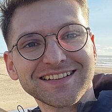 Фотография мужчины Лев, 32 года из г. Санкт-Петербург