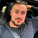 Виктор, 33 года