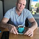 Валентин, 34 года