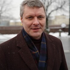 Владимир, 46 из г. Санкт-Петербург.