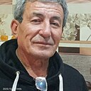 Амир, 63 года
