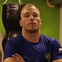 Максим, 33 года