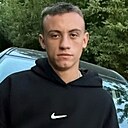 Максим, 18 лет