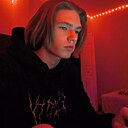 Виктор, 18 лет