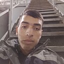 Идрис, 20 лет