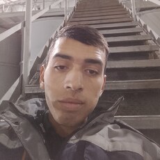 Фотография мужчины Идрис, 20 лет из г. Душанбе