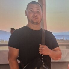 Yurii, 31 из г. Хузум.