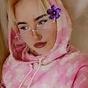 Steisi Dan, 24 года