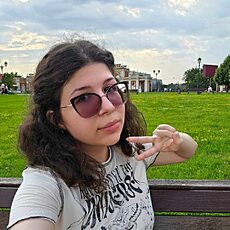 Фотография девушки Алина, 18 лет из г. Владикавказ