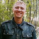 Илья, 33 года