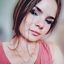 Нюша, 23 года