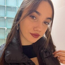 Фотография девушки София, 18 лет из г. Томск