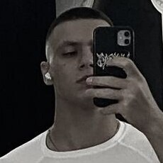 Фотография мужчины Макс, 23 года из г. Киров