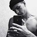 Виктор, 22 года