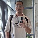 Артём, 33 года