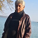 Султон, 62 года