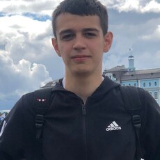 Фотография мужчины Макс, 19 лет из г. Солнечногорск