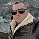 Роман, 33 года