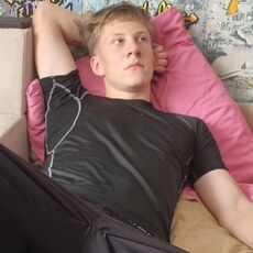 Фотография мужчины Тимофей, 18 лет из г. Южно-Сахалинск