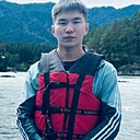 Адильхан, 22 года