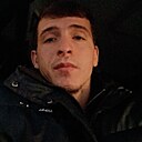 Омар, 24 года