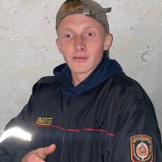 Фотография мужчины Денис, 22 года из г. Слуцк