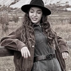 Фотография девушки Адиле, 39 лет из г. Симферополь