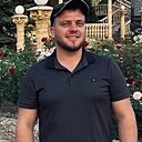 Виктор, 32 года