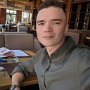 Денис, 23 года