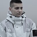 Денис, 22 года