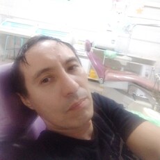 Фотография мужчины Раиль, 18 лет из г. Караганда