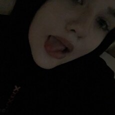 Фотография девушки Илона, 18 лет из г. Сургут