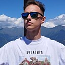 Андрей, 22 года