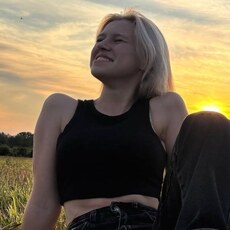 Фотография девушки Вика, 19 лет из г. Пушкино (Московская Обл)