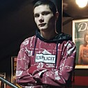 Виктор, 22 года