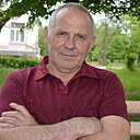 Максим, 61 год